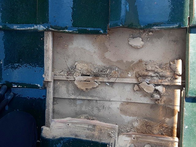 防水シートに亀裂